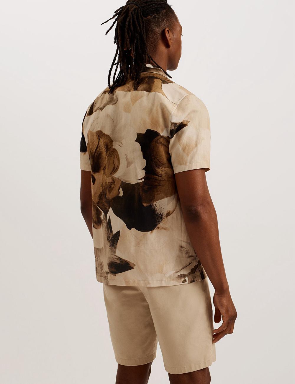 Ecru Men Ted Baker HENRIS - Short Sleeve Relaxed Floral Print Casual Shirts | SA  HRU-964380