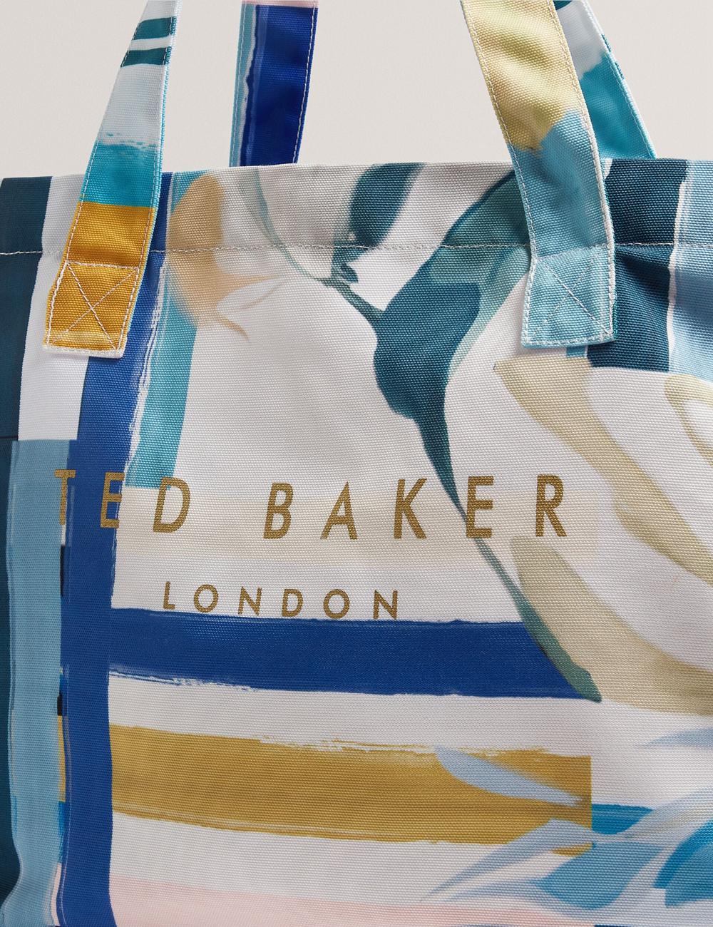 Green Women Ted Baker SHELYSS - Printed Beach & Flip Flops Set Tote Bags | SA  XGU-410269