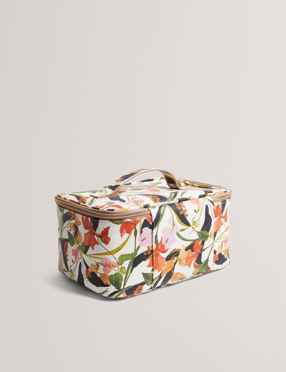 Nat-White Women Ted Baker LOUISII - Floral PU Top Handle Large Wash Bags | SA  HXE-302146