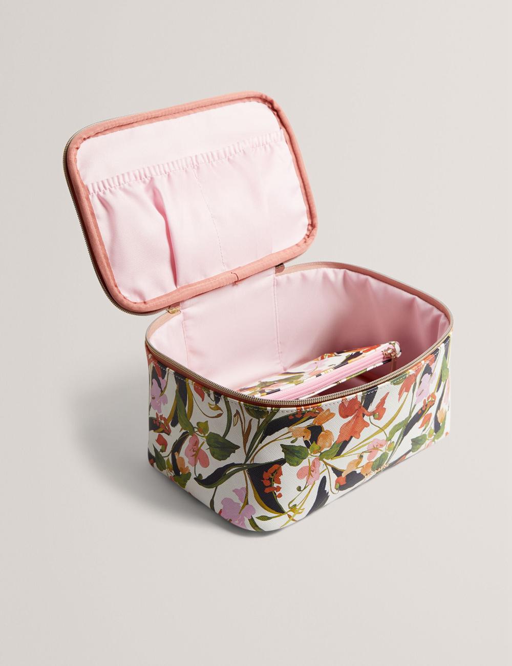 Nat-White Women Ted Baker LOUISII - Floral PU Top Handle Large Wash Bags | SA  HXE-302146