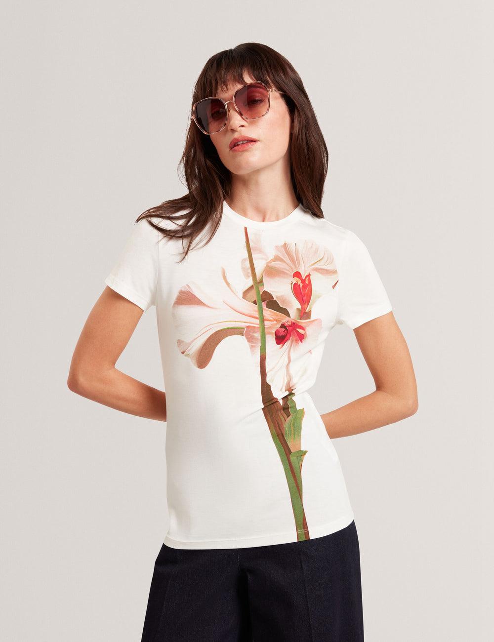 Nude-Pink Women Ted Baker MEELIEE - Floral Graphic Fitted Crew Neck T-Shirts | SA  WML-357284